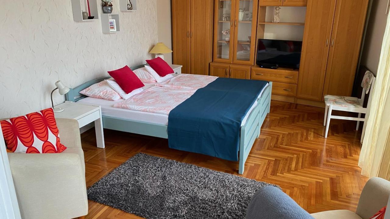 Balazs Apartman Erlau Exterior foto